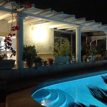 La Paloma I Gæstehus 3*