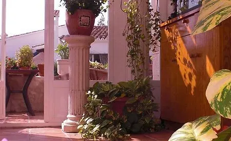 La Paloma I 招待所 3*