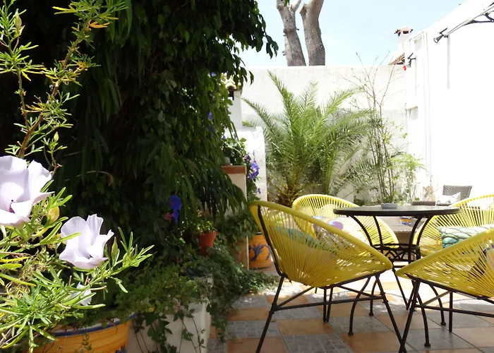 Guest house La Paloma I