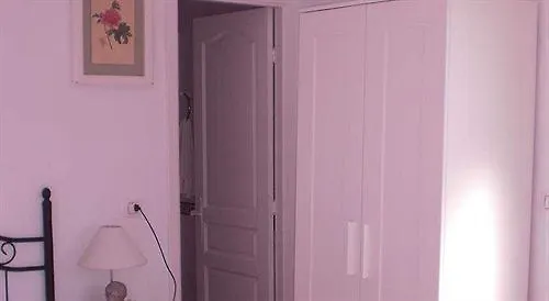 La Paloma I ゲストハウス